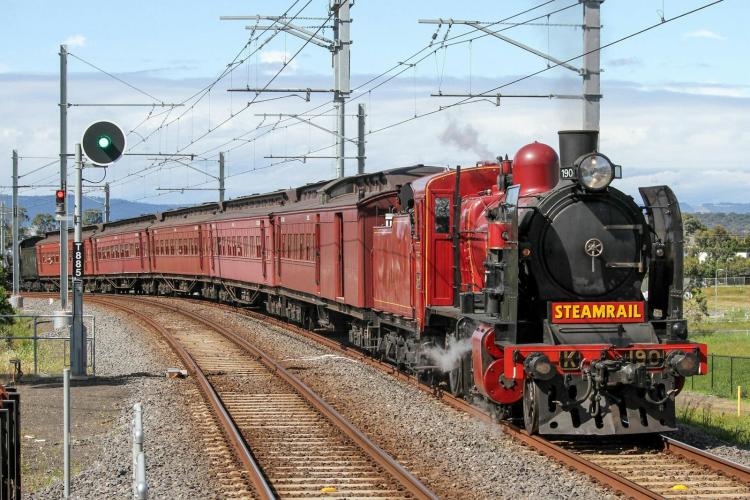 Steamrail Mernda Shuttles