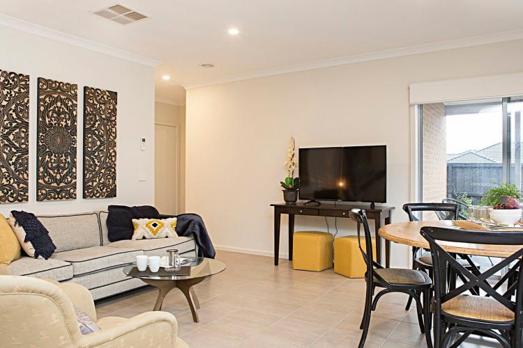 Gumflower - Werribee - Lounge and Dining c