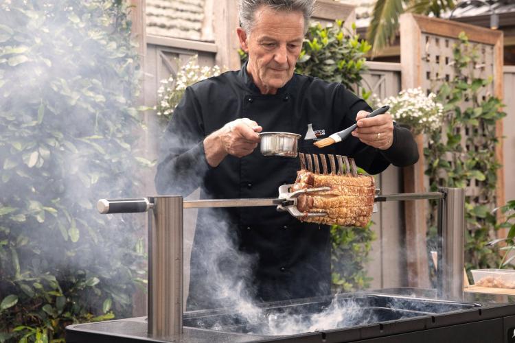 basting pork