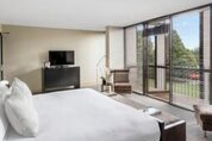 Lancemore Mansion Hotel room