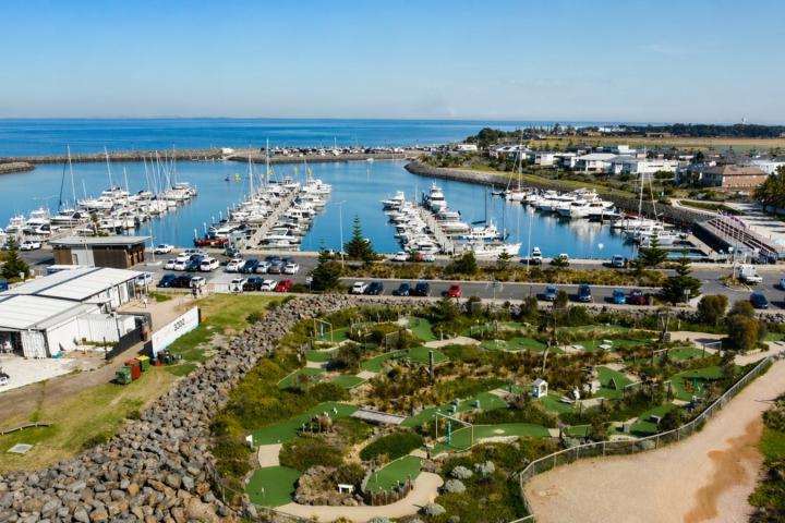 Waterfront Mini Golf at Wyndham Harbour
